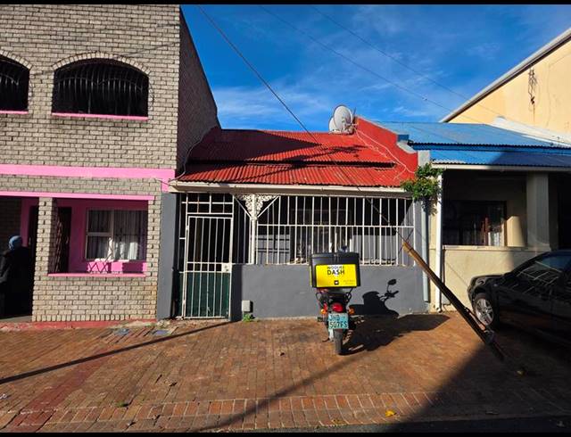 2 BEDROOM HOUSE FOR SALE IN ZONNEBLOEM